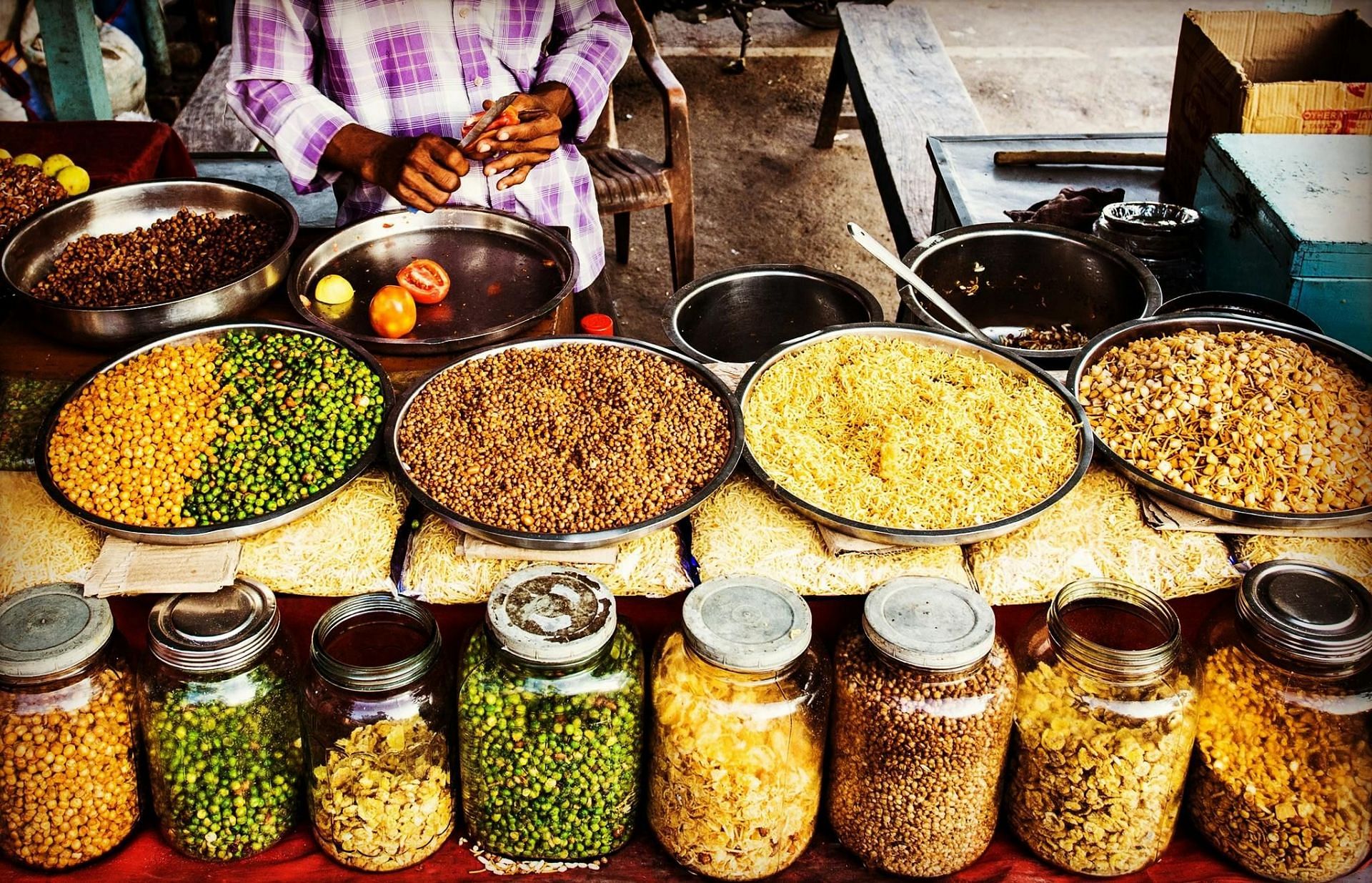 Tips to make fibroids go away (image sourced via Pexels / Photo by neosiam)